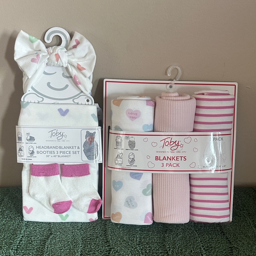 Toby Baby Toddler Valentines Blanket Headband Booties Heart 💜 NEW!